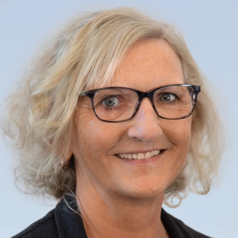  Petra Merget