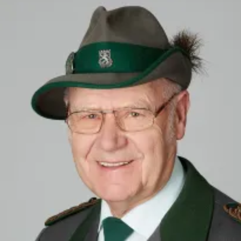  Klaus Burow